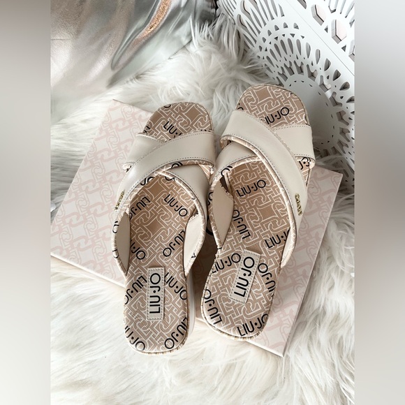 LIU.JO PLATFORM SANDALS - Picture 3 of 10